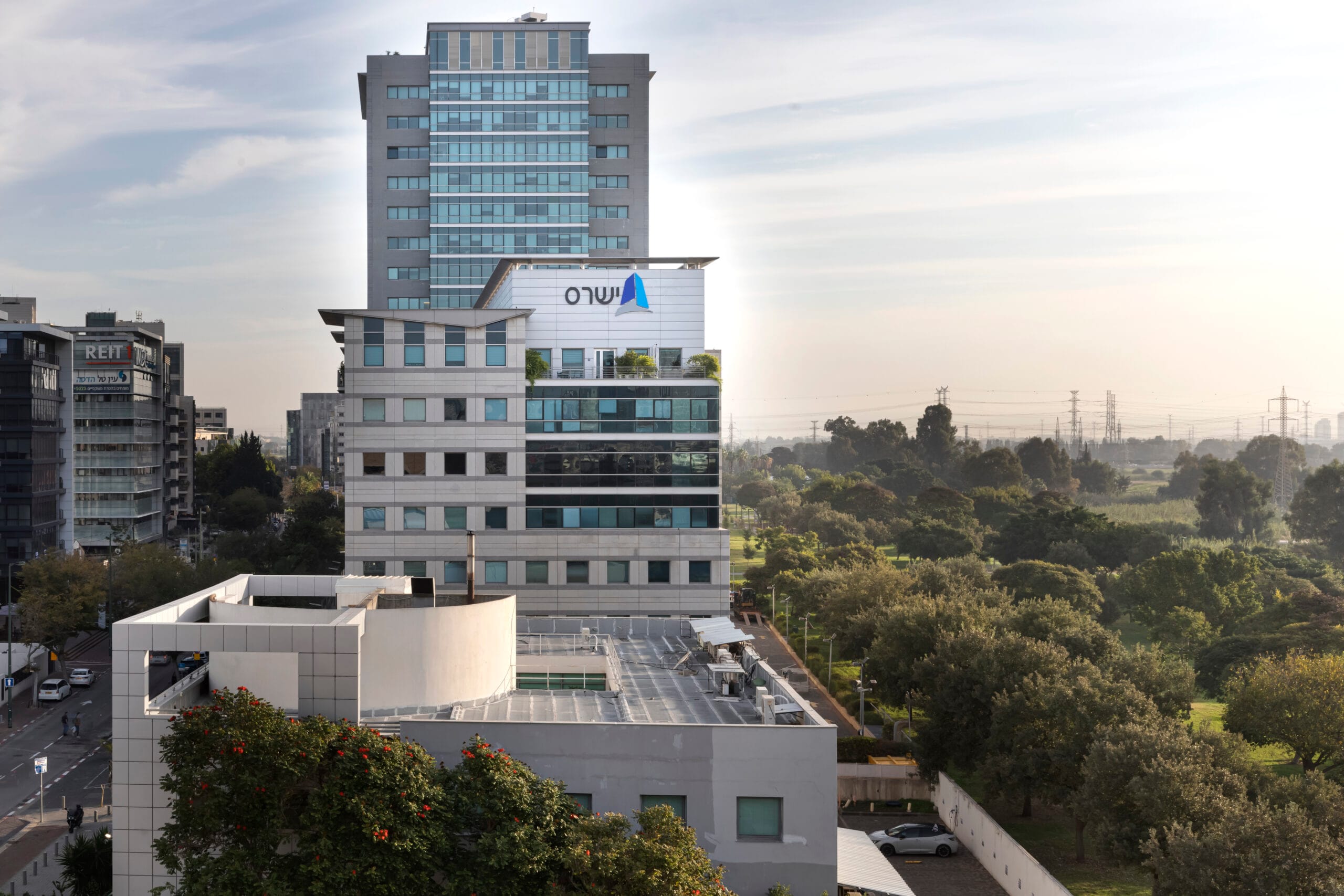 Isras_Out_0K5A1481-scaled-2