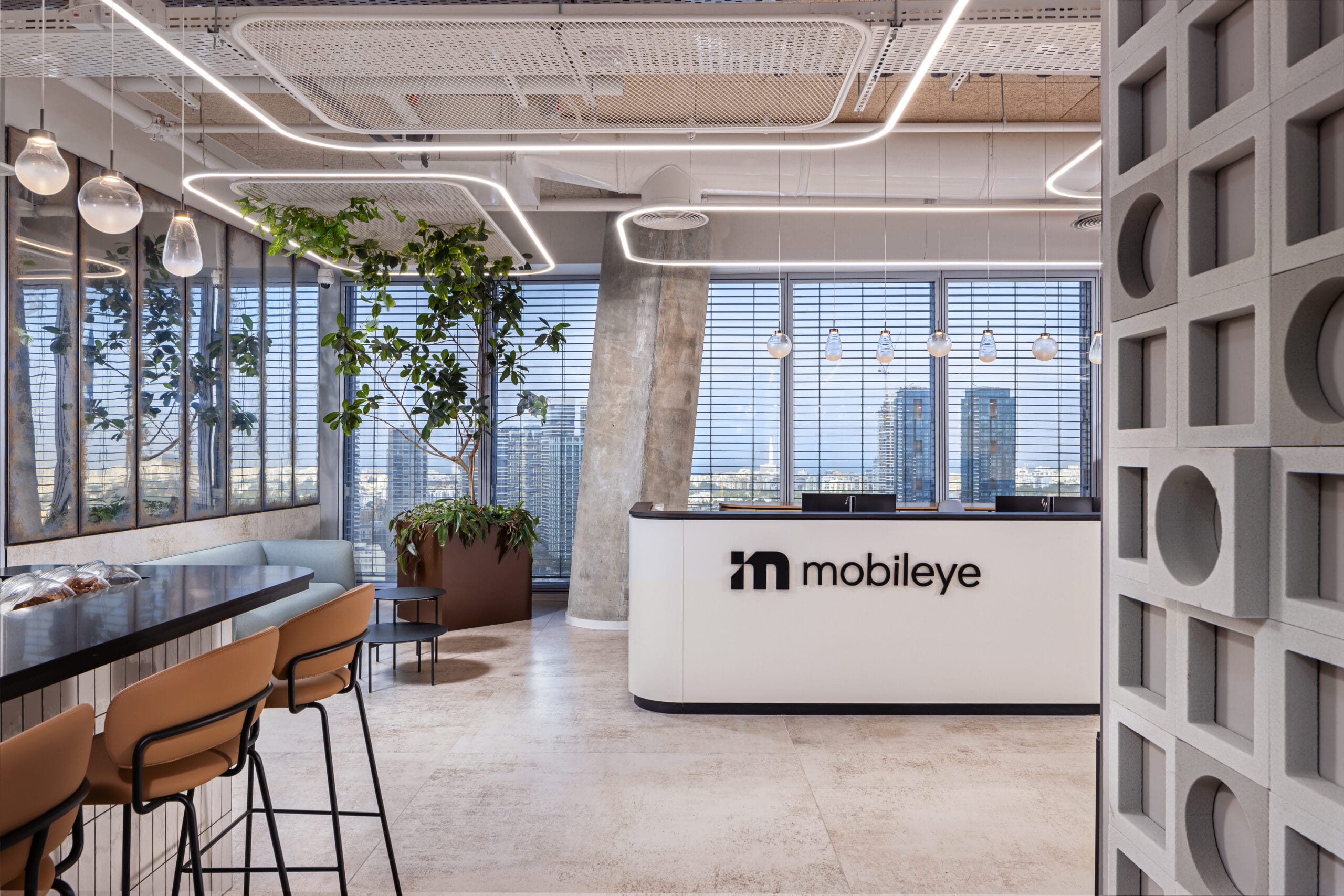 MOBILEYETLV_06-scaled-3