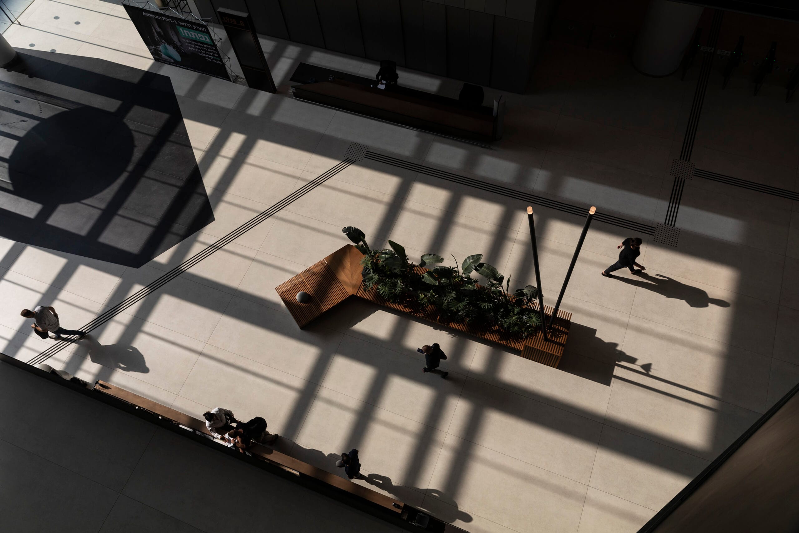 Minkowicz_0K5A7539_Lobi-scaled-1