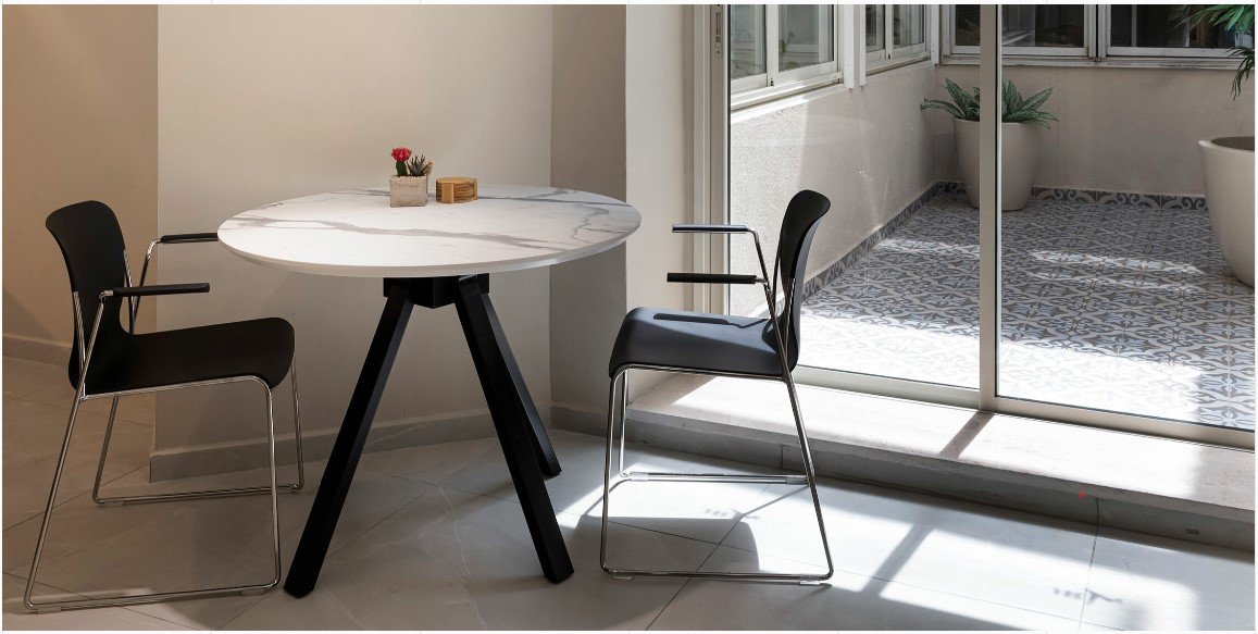 Nature Round Dining אווירה