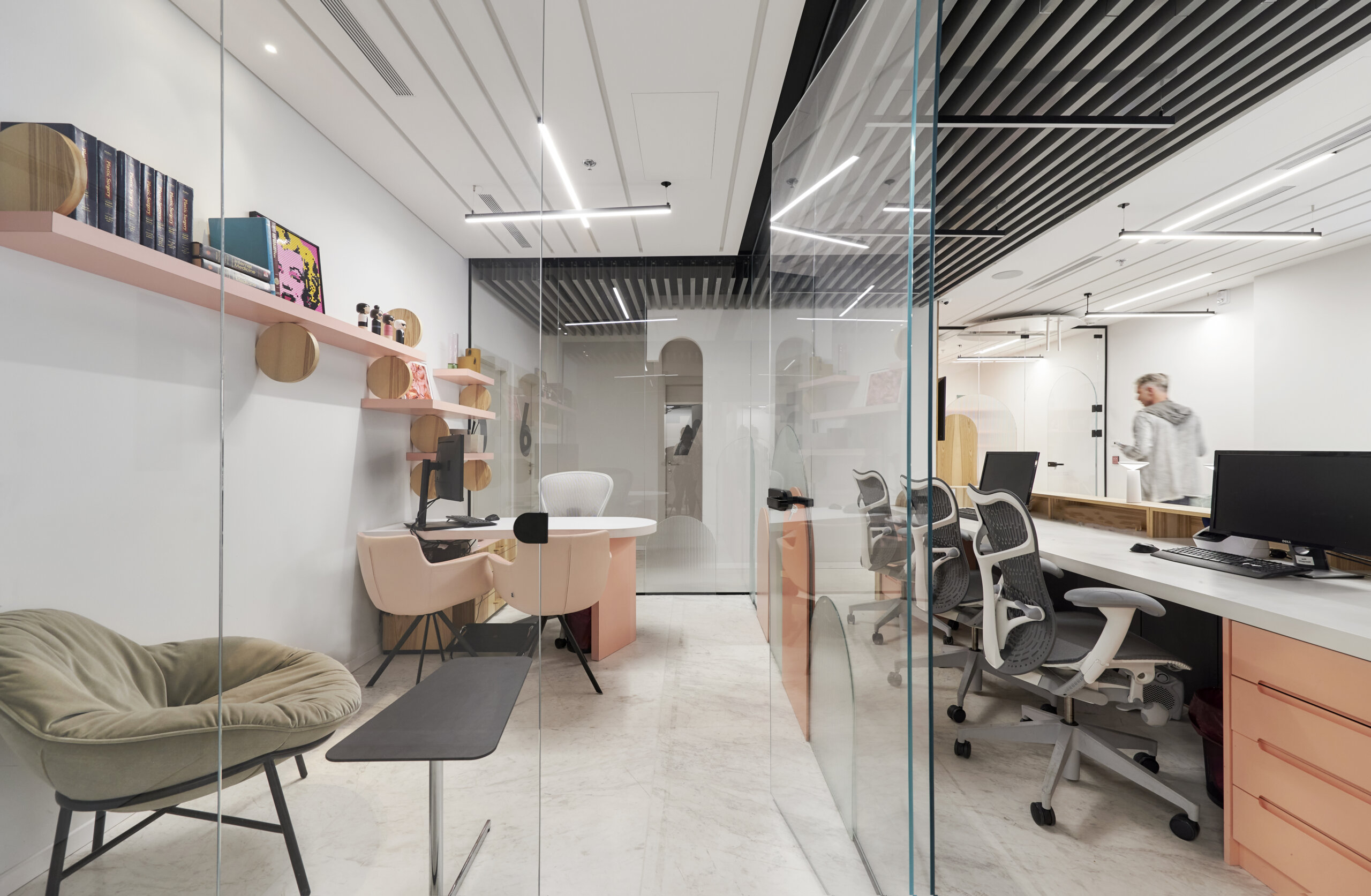 OYSTER _ REGO _ MIRRA