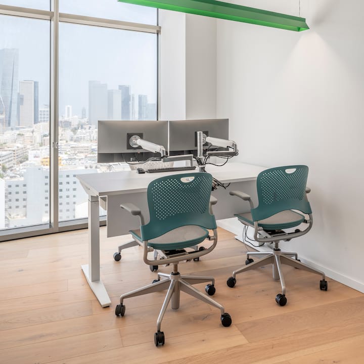 Peled-Studios-Forcepoint_-720x720-no2