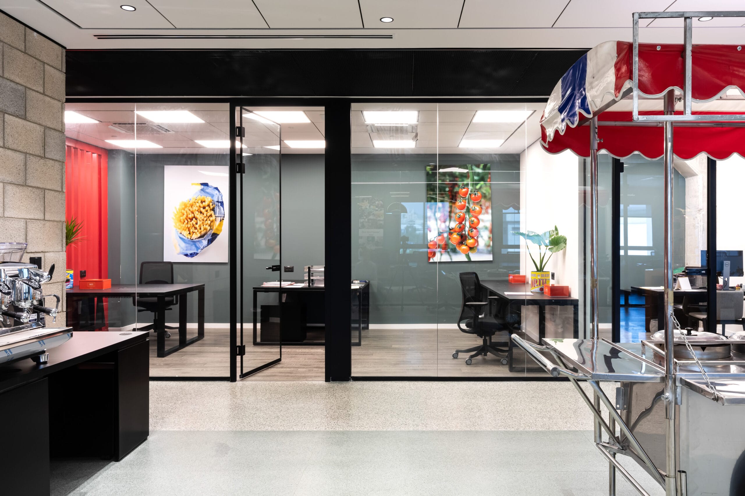 Ristretto_0K5A4080_office-scaled-2