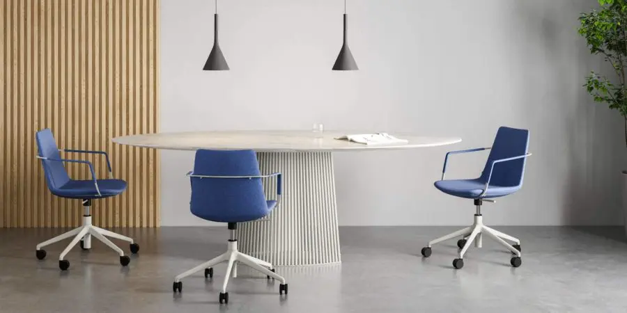 Seri-Round-Dining-Table-900x450