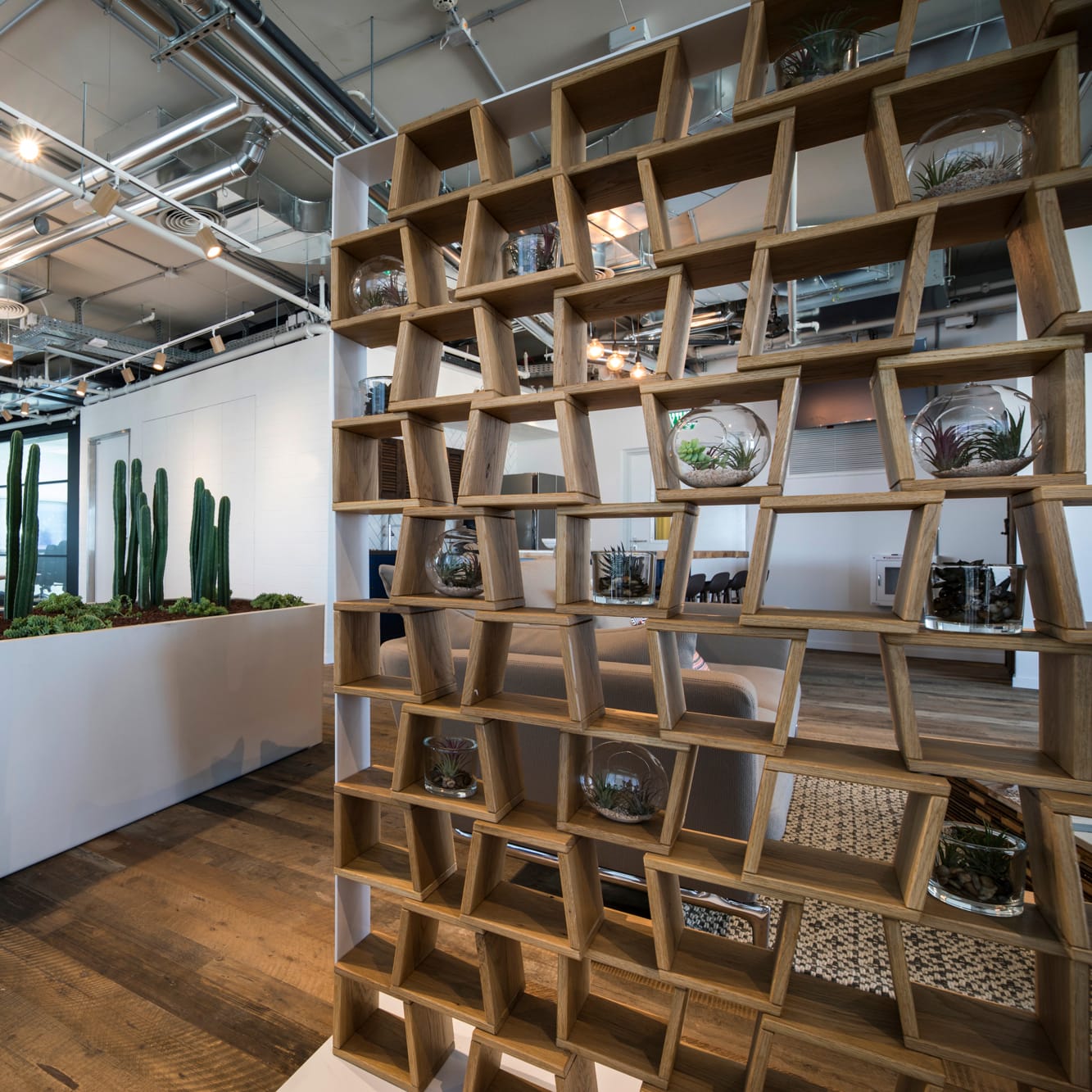 Visa-By-Kfir-Ziv-_-122