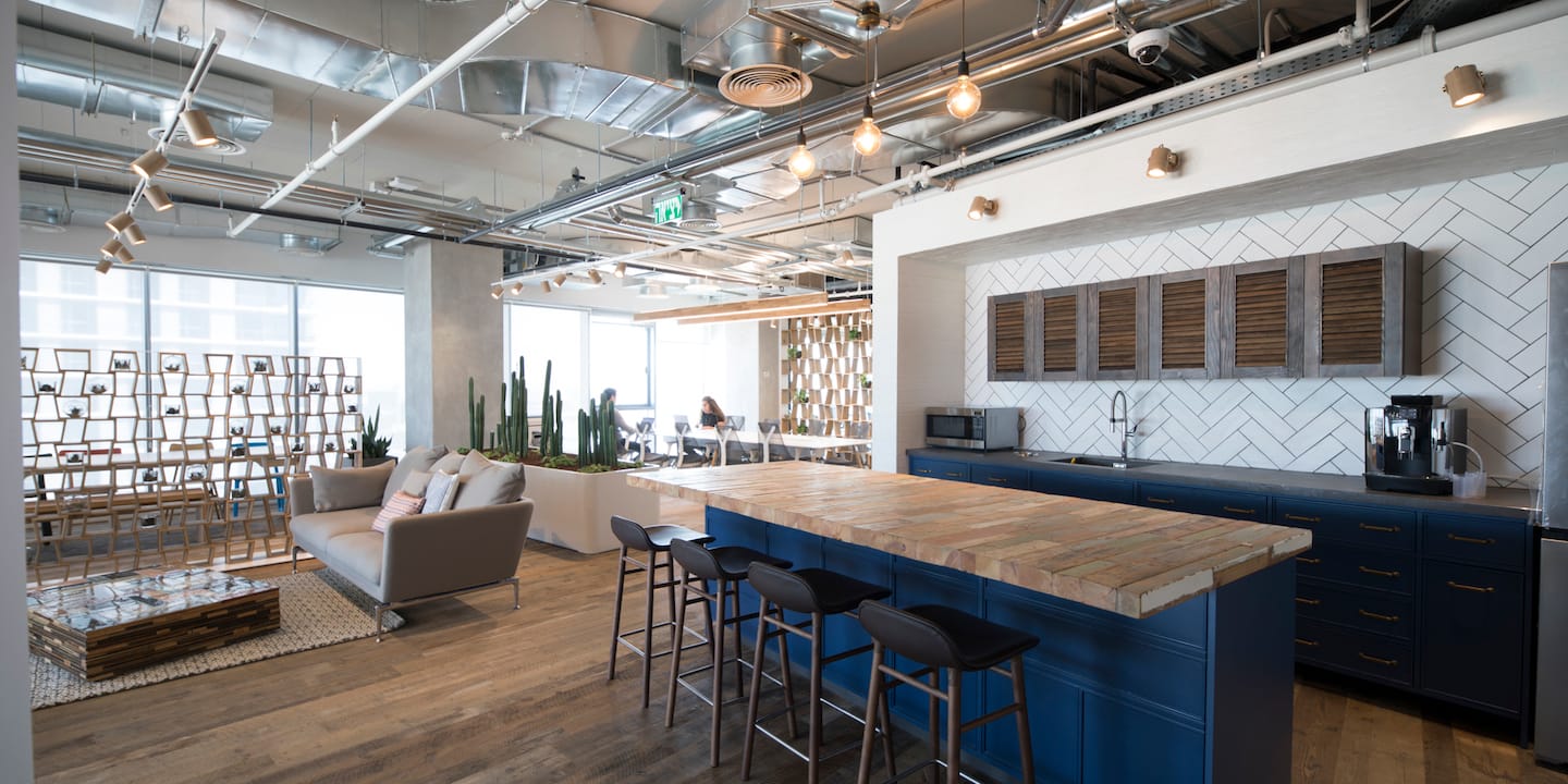 Visa-By-Kfir-Ziv-_-1440x720-1