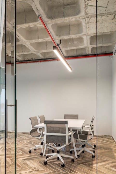 YP_1095-HDR-480x720-1