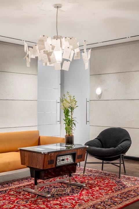 YP_1212-HDR-480x720-1