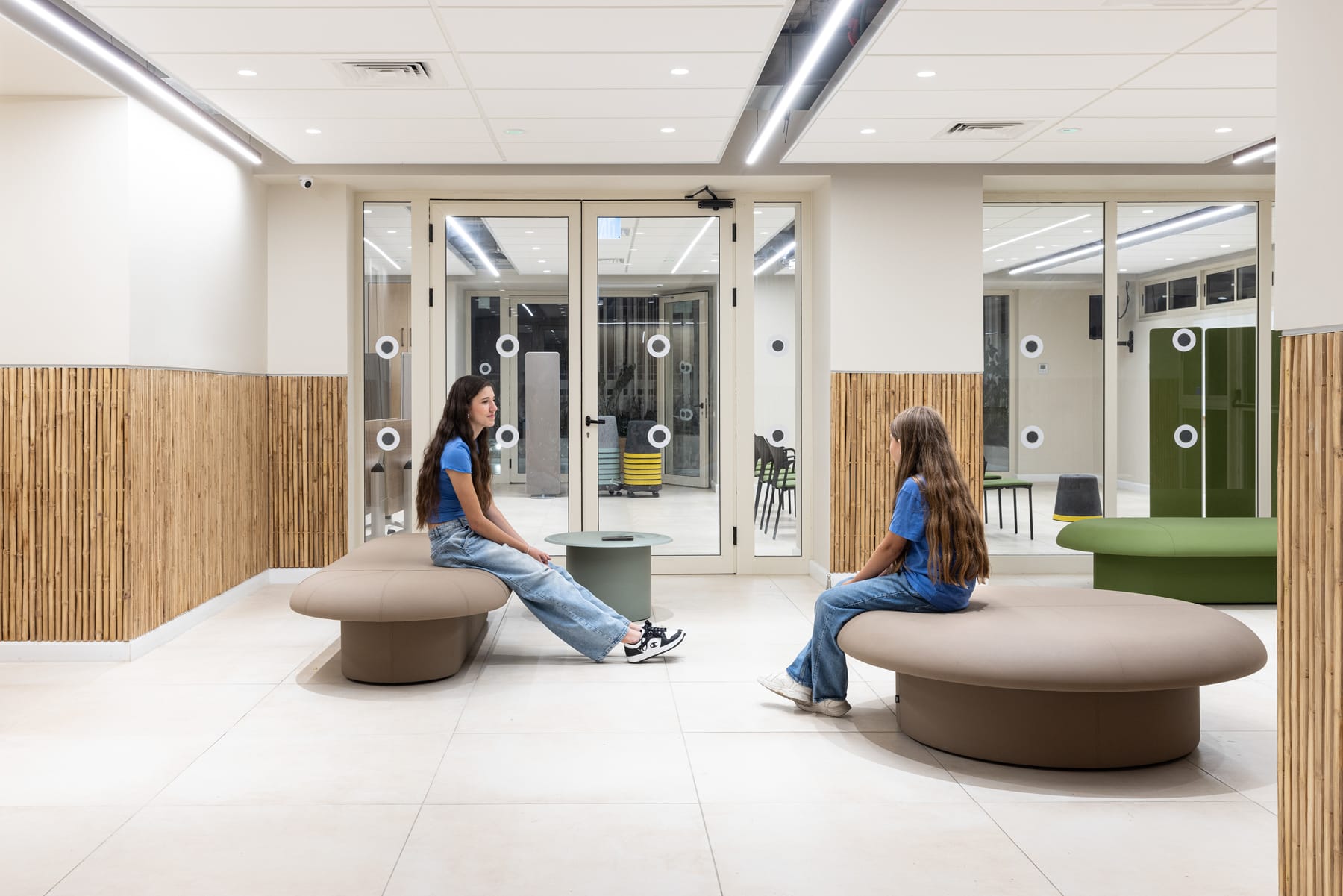 drage-table-btdrage-sofa-bt-7