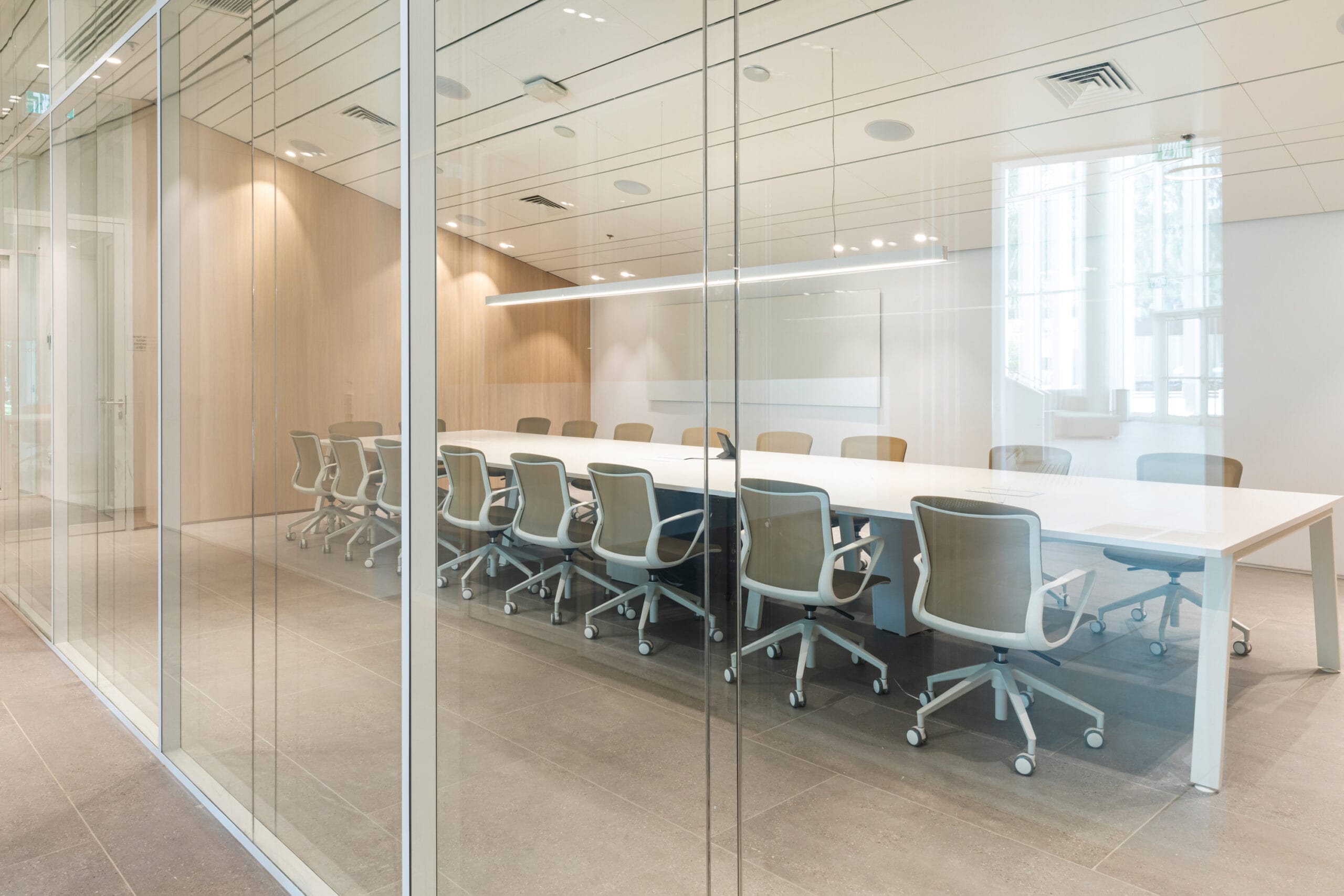 endow-meeting-table-raio-7-scaled-6