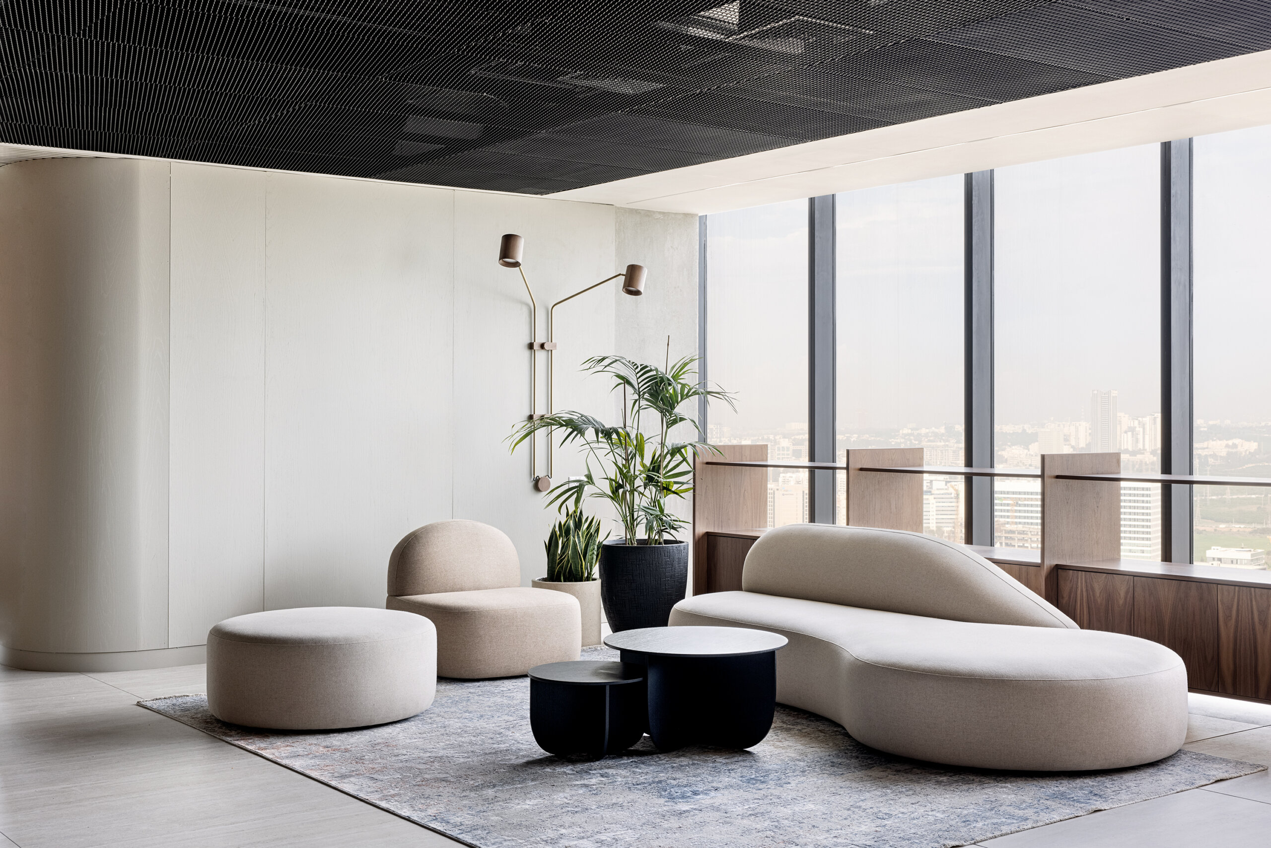 geust sofa+armchair+mil table la cividina