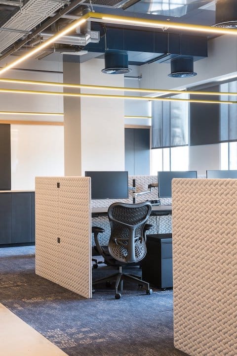 herman-miller-Mirra-2-480x720-1-1