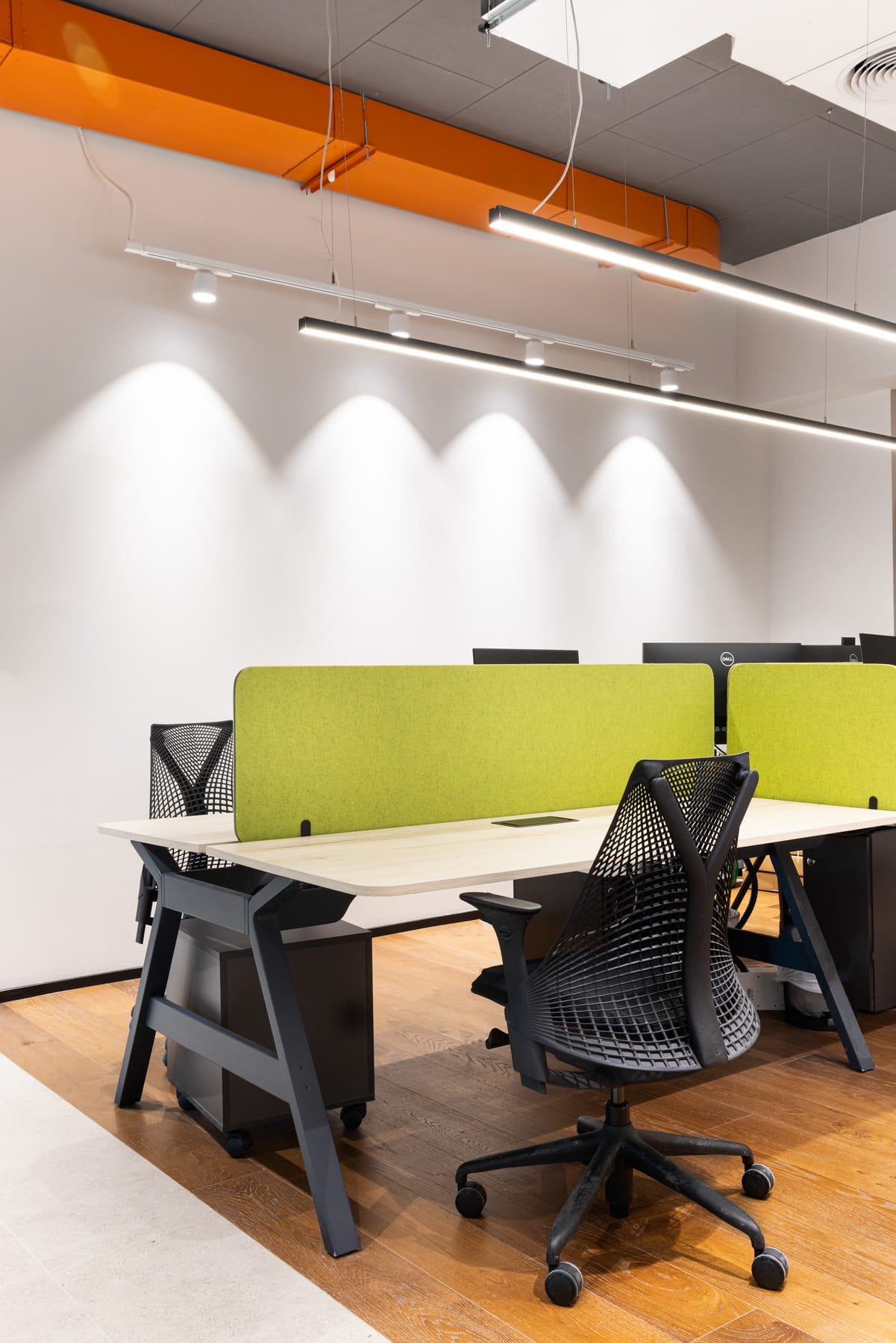 nature-benchמחיצות-בייצור-פיטרוsayl-chair-HM-1