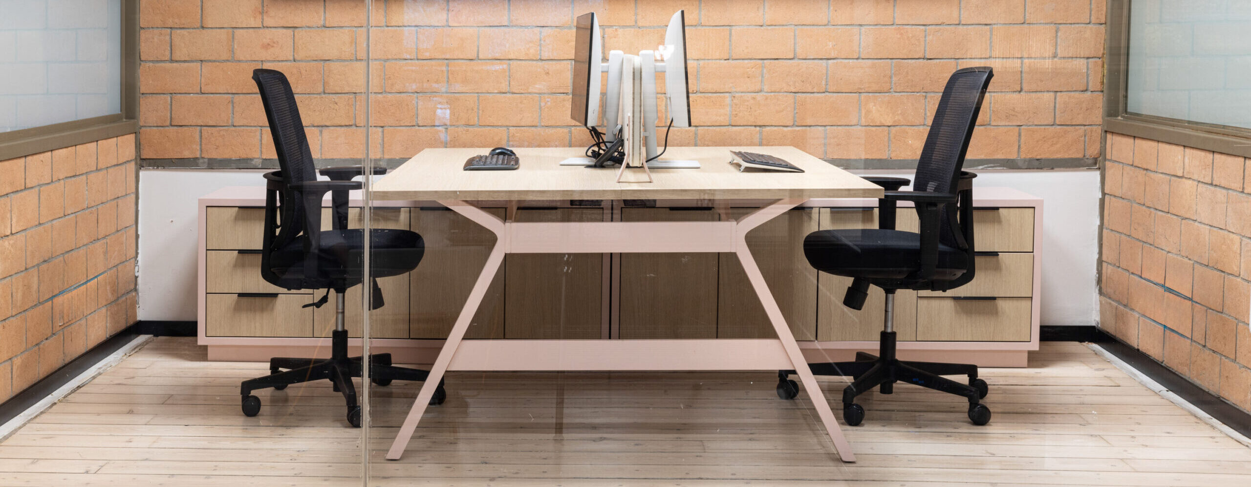 natureשלוחה-בייצור-מקומימחיצה-פיטר-7-scaled-e1747573631780-5