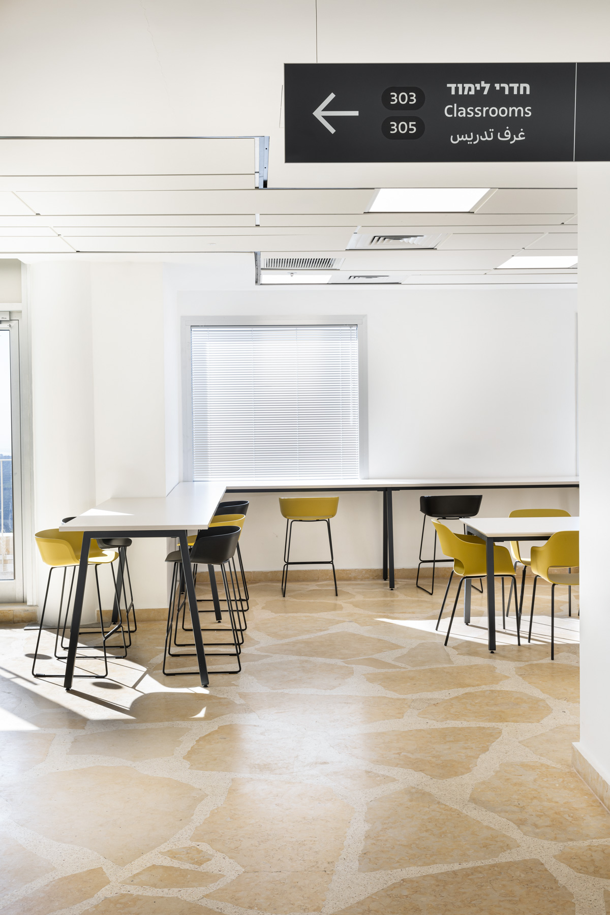 noa-bar-table-raio-6-1-1