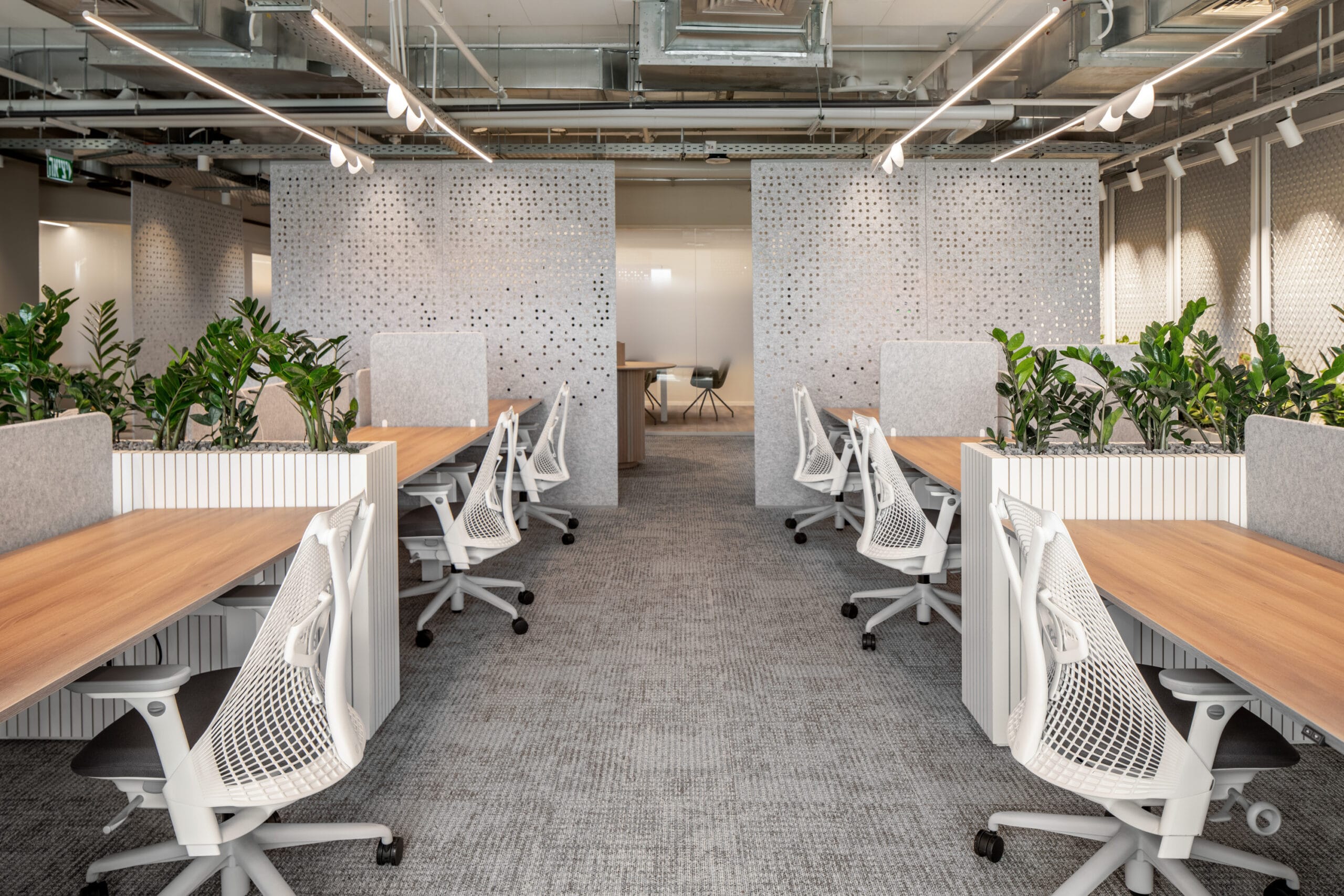 noa-bench-raiosayl-herman-miller-3-scaled-4