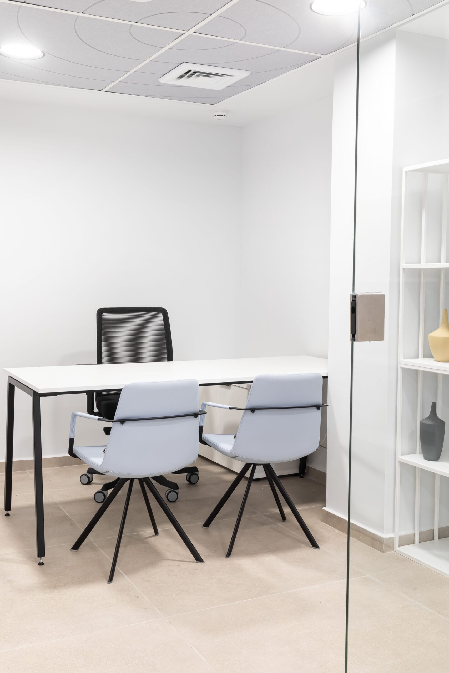 noa-table-raiopera-chair-btjest-bt-scaled-6