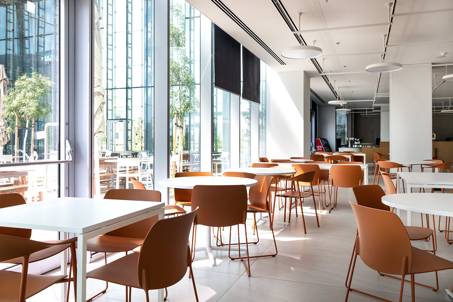 noa table+quatro table (2)