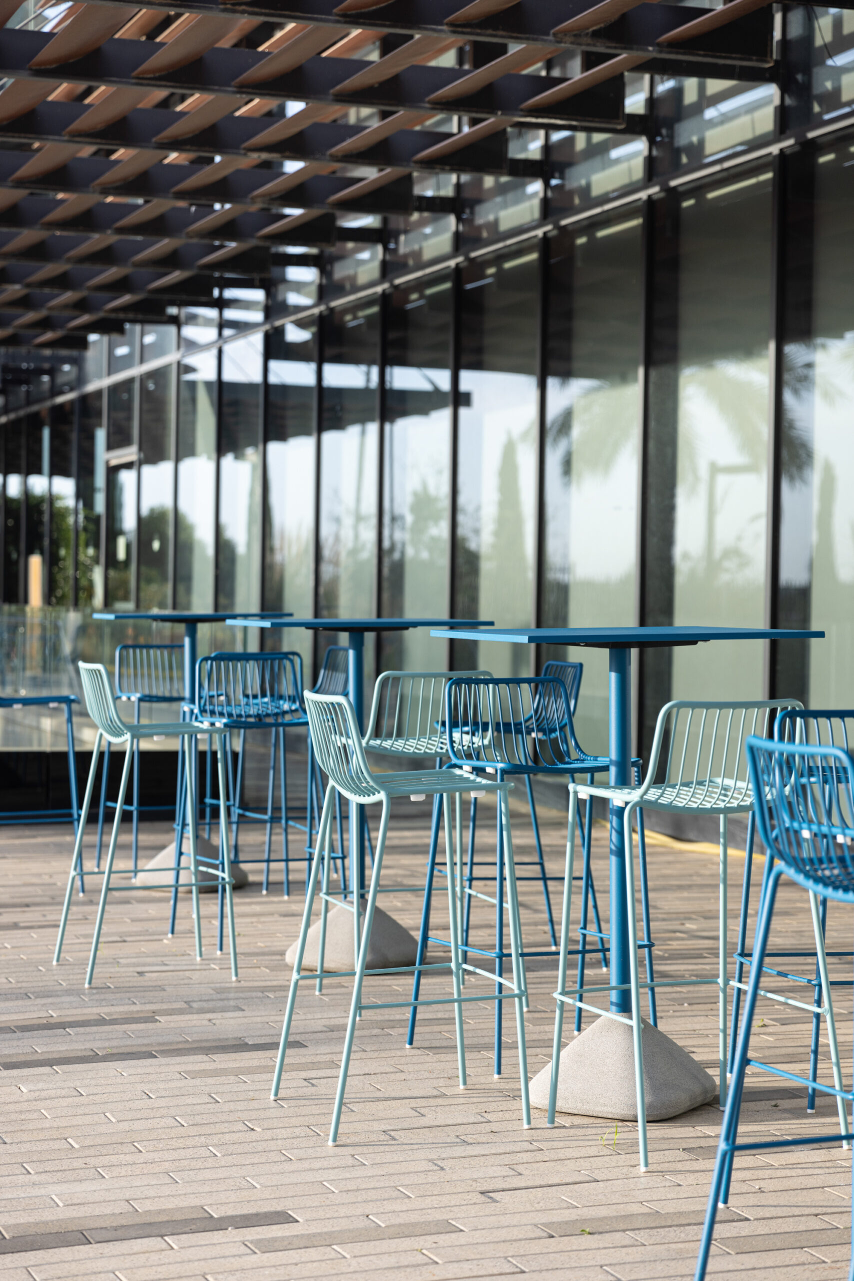 nolita-barconcrete-bar-table-pedrali-scaled-1