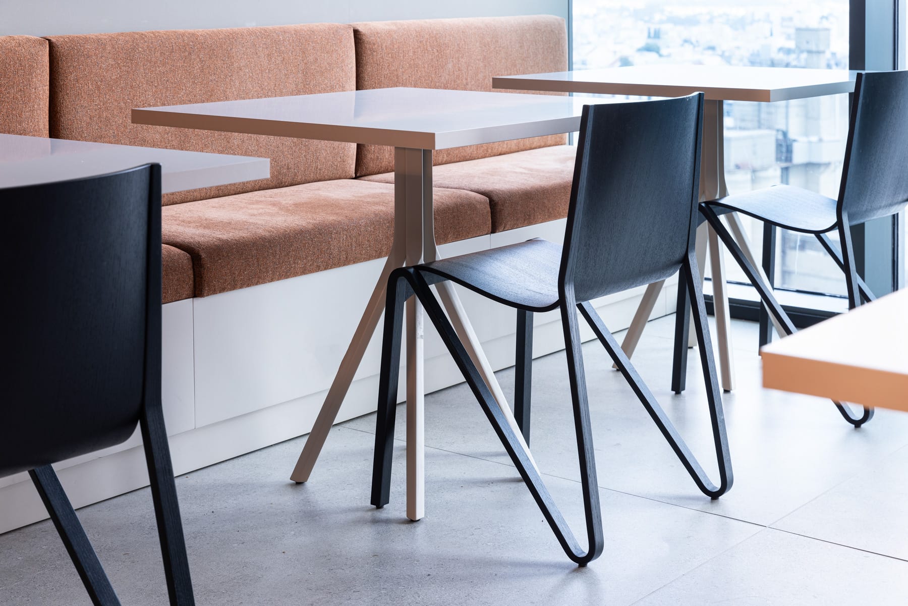 ori-suare-table-pitarozesty-plycollection-3-1