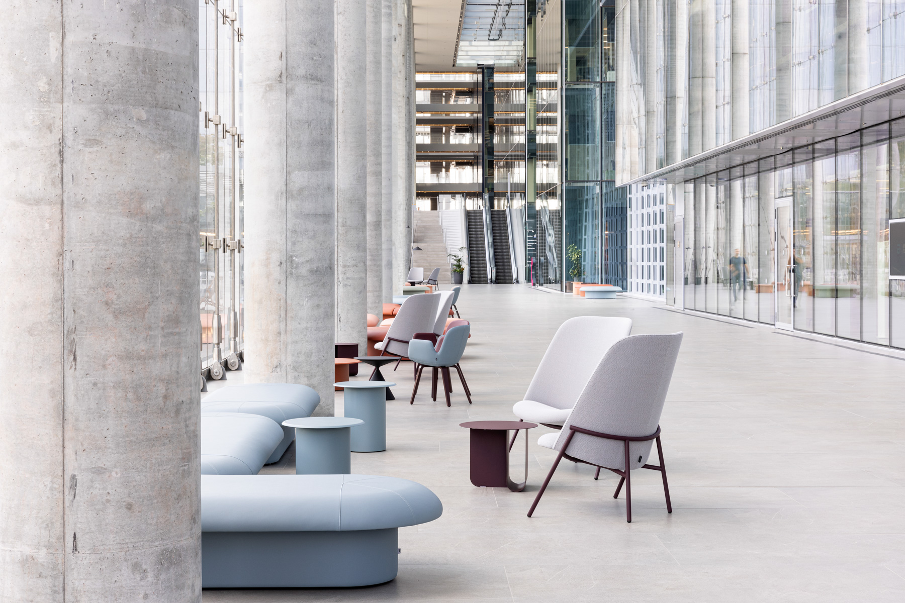 phar lap+ u table by la cividina+drage bench and table by b&t