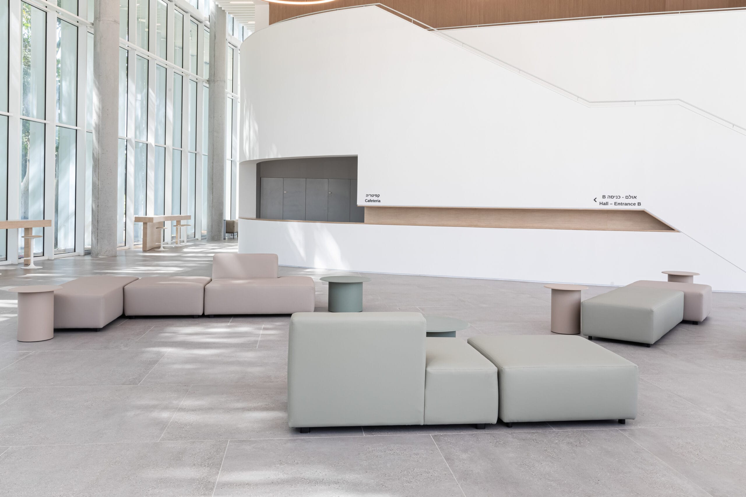 pick-sofa-בייצור-מקומיdrage-table-bt-10-scaled-3