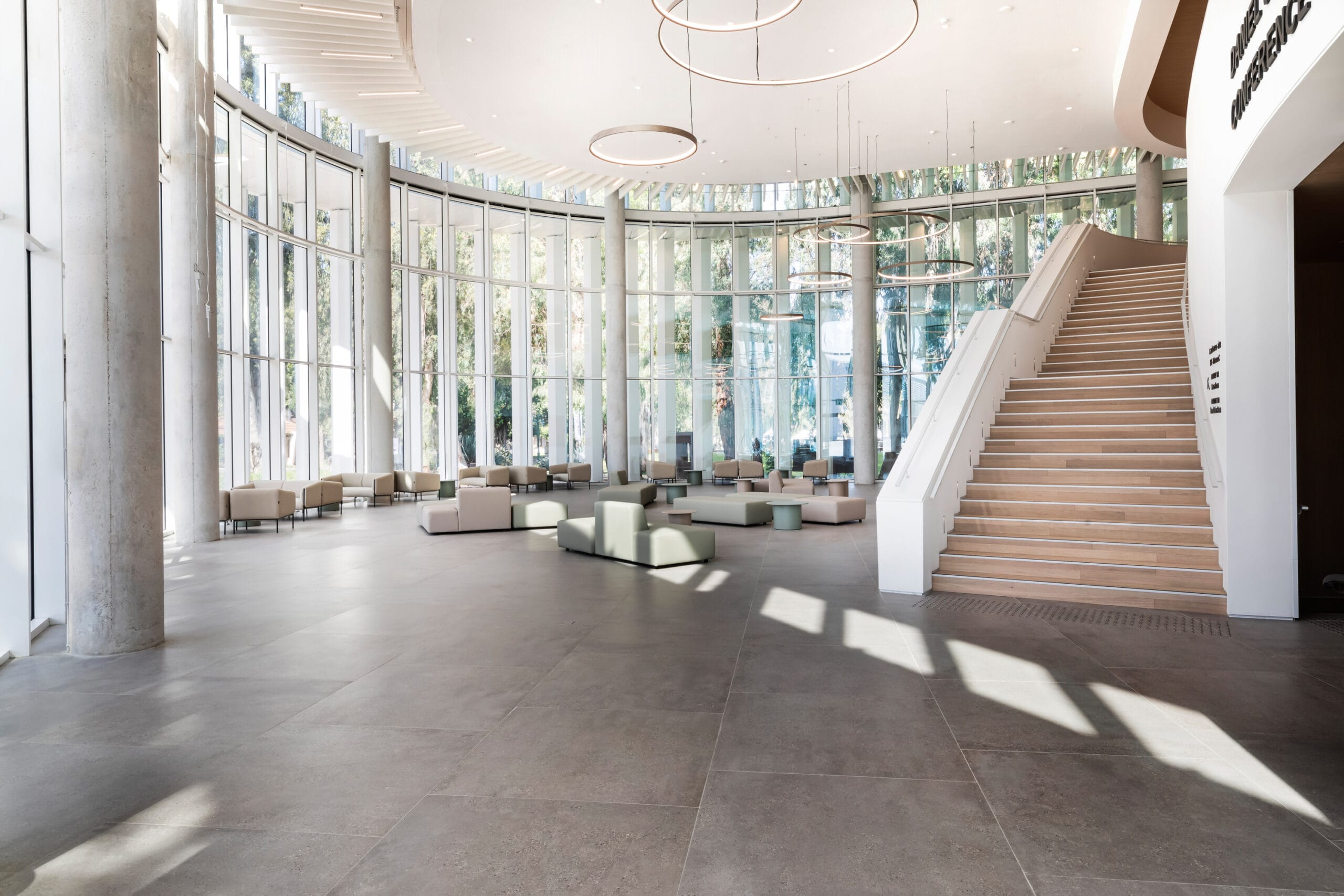 pick-sofa-בייצור-מקומיdrage-table-bt-5-scaled-3