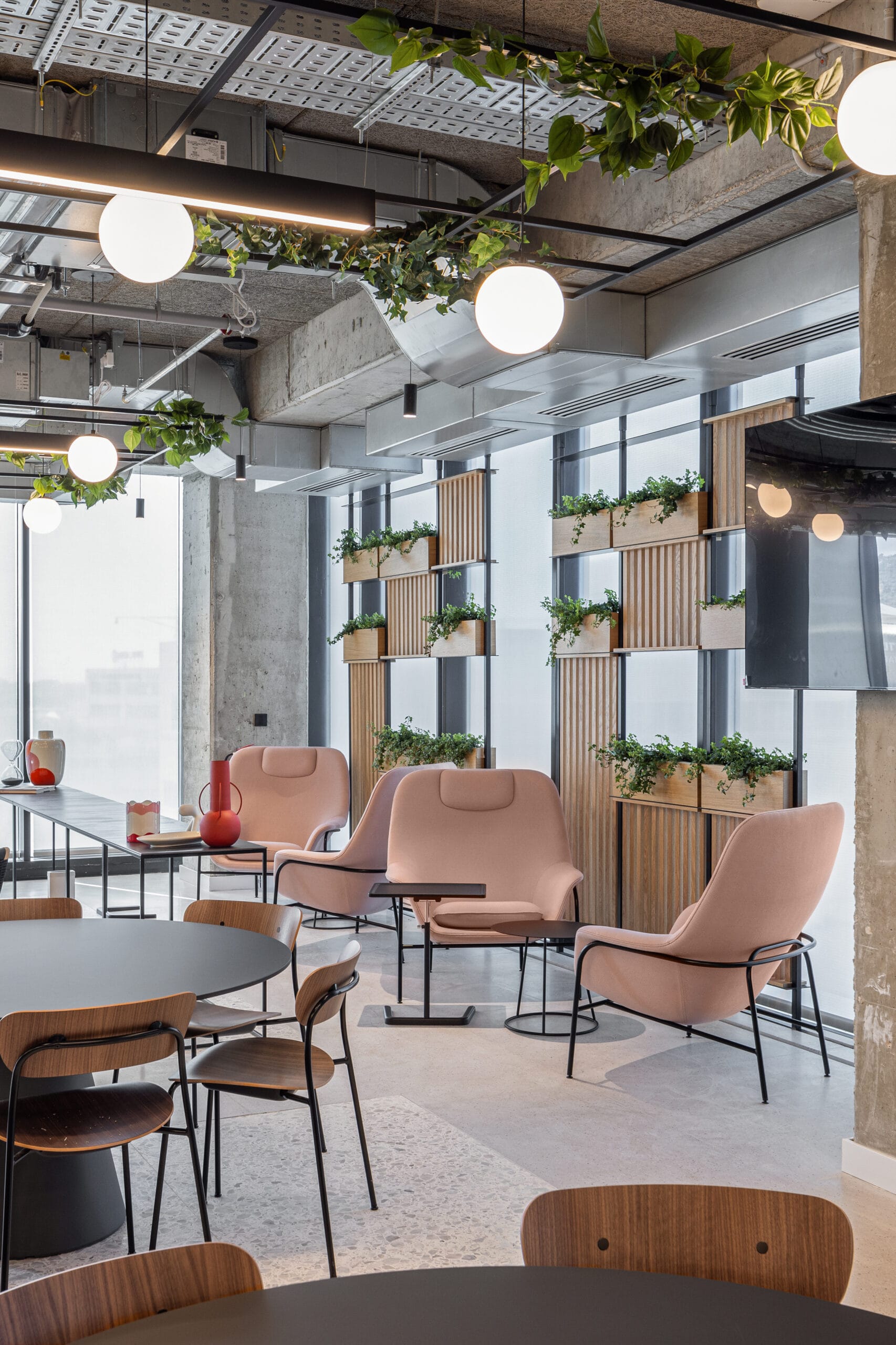 piton-table-knollpavillion-by-tradition-scaled-3