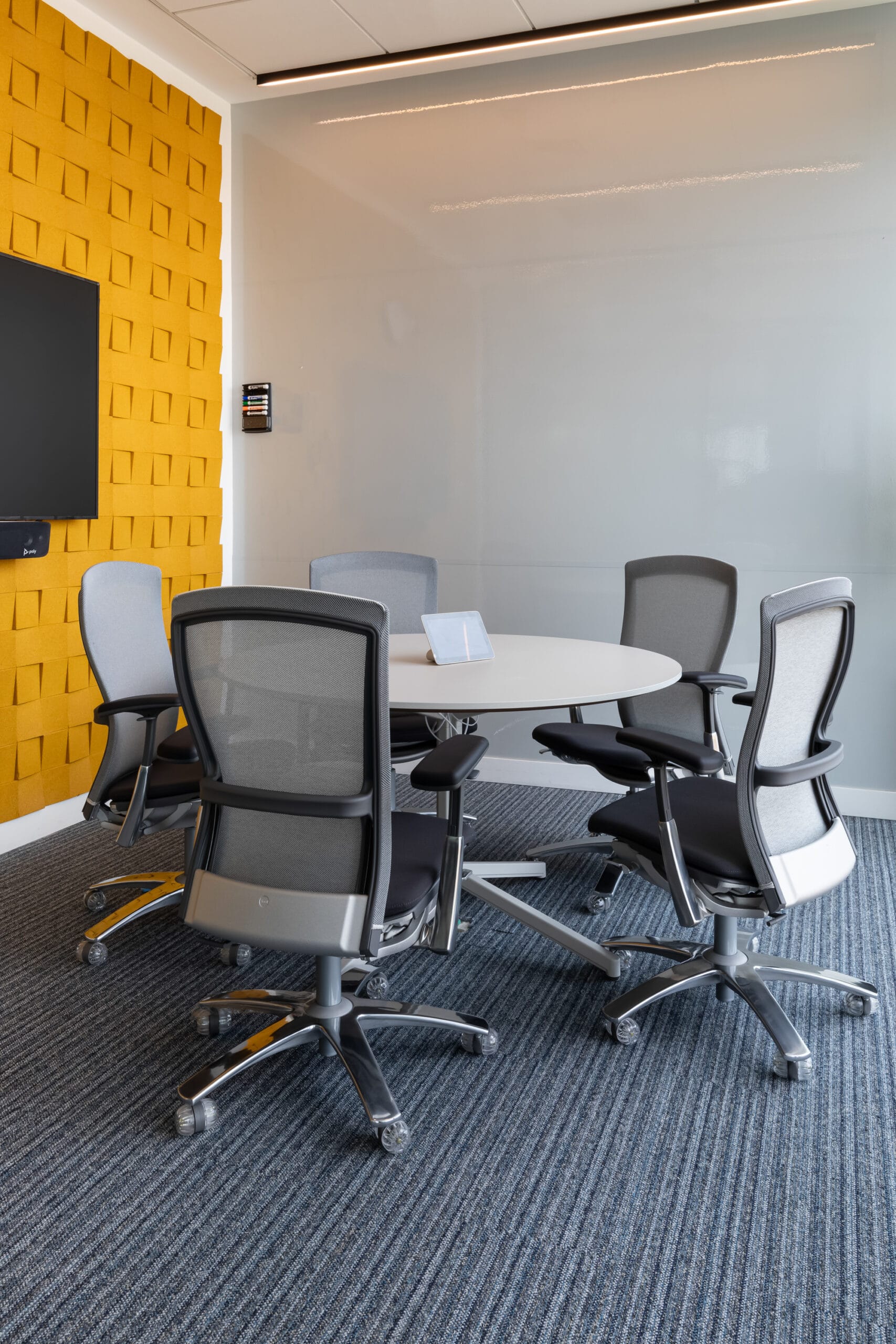 pixel-tablelife-chair-knoll-1-scaled-4