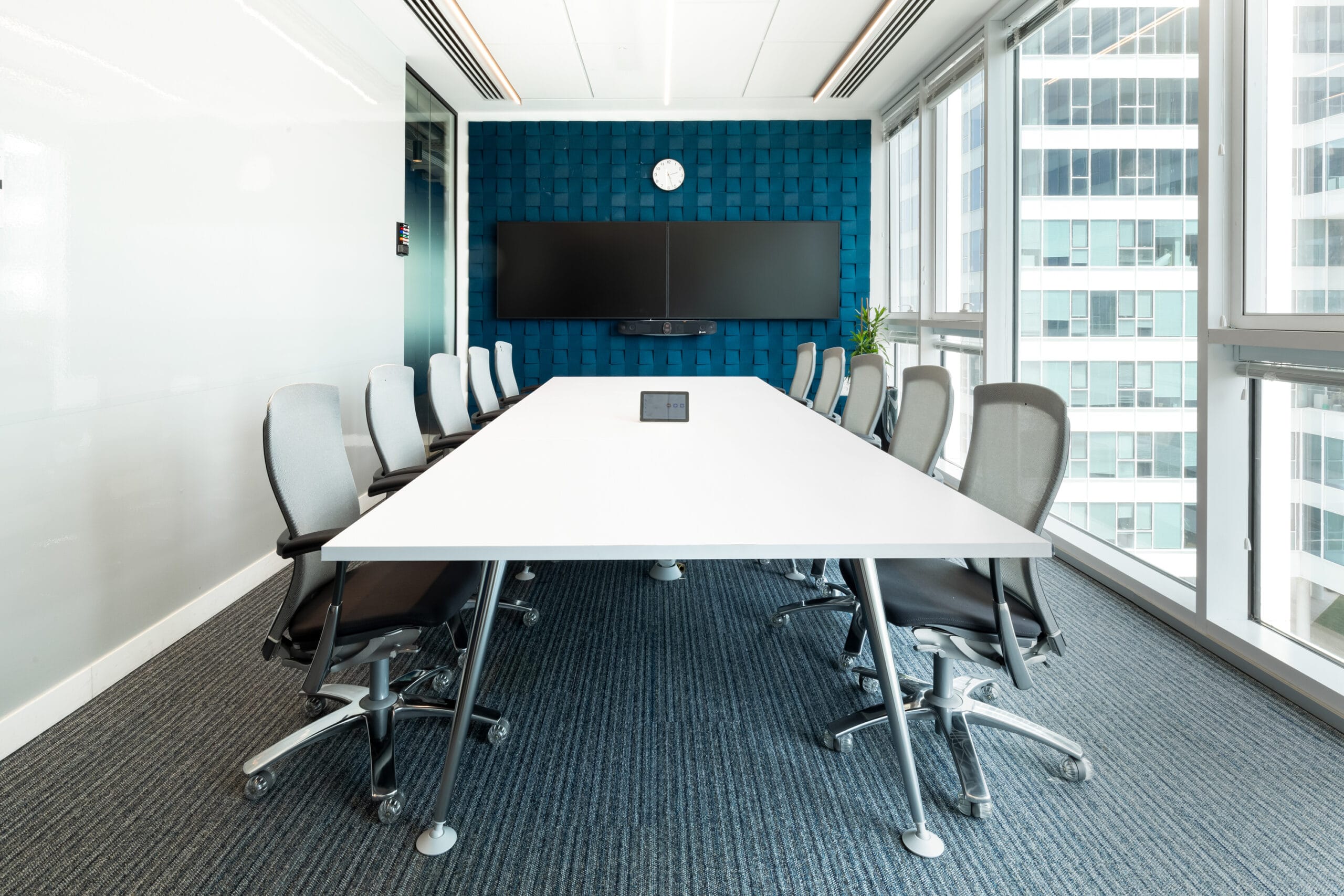 scope-meeting-tablelife-chair-knoll-8-scaled-3