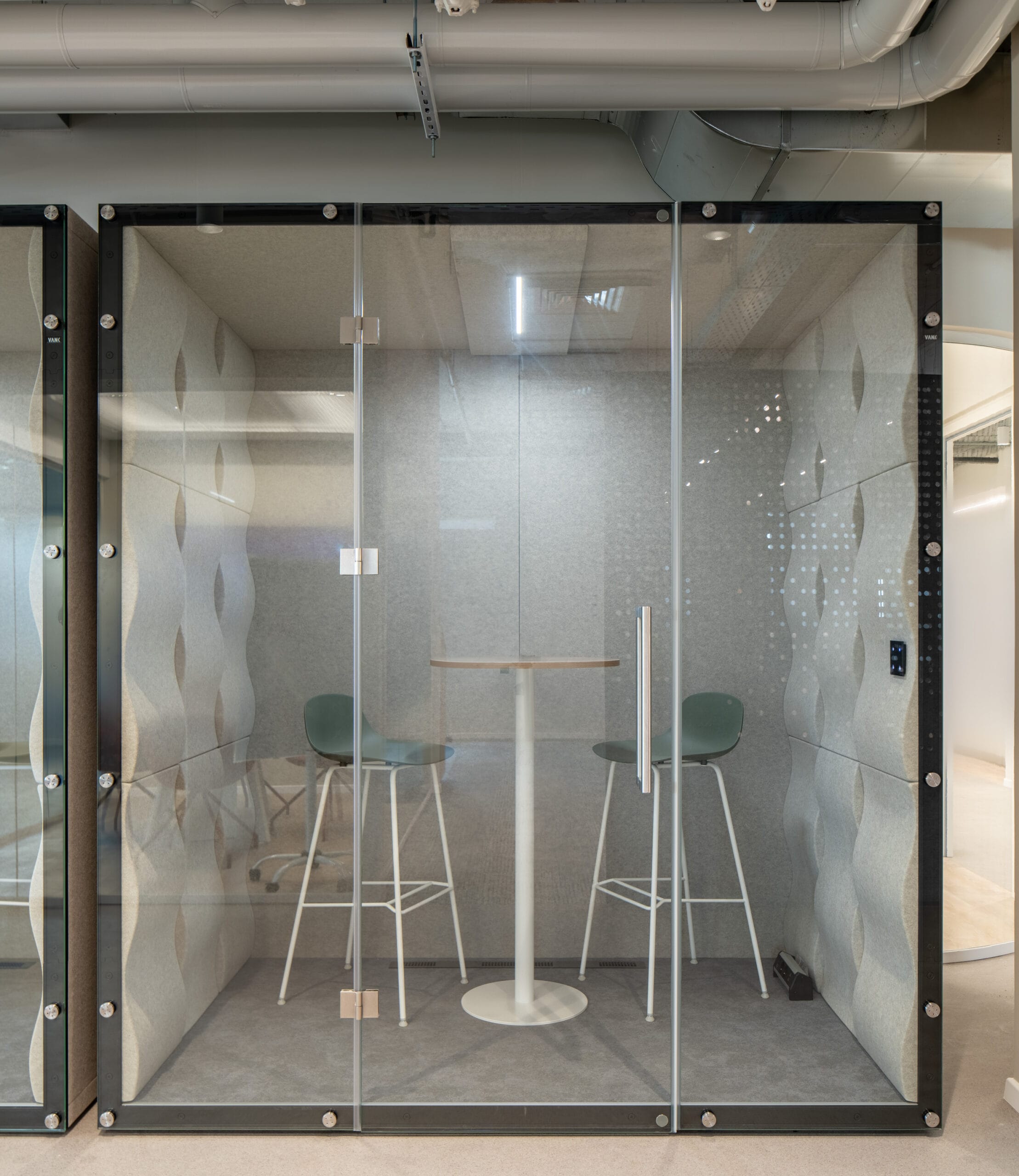 wall-booth-vanktar-actiupure-loop-mini-2-scaled-2