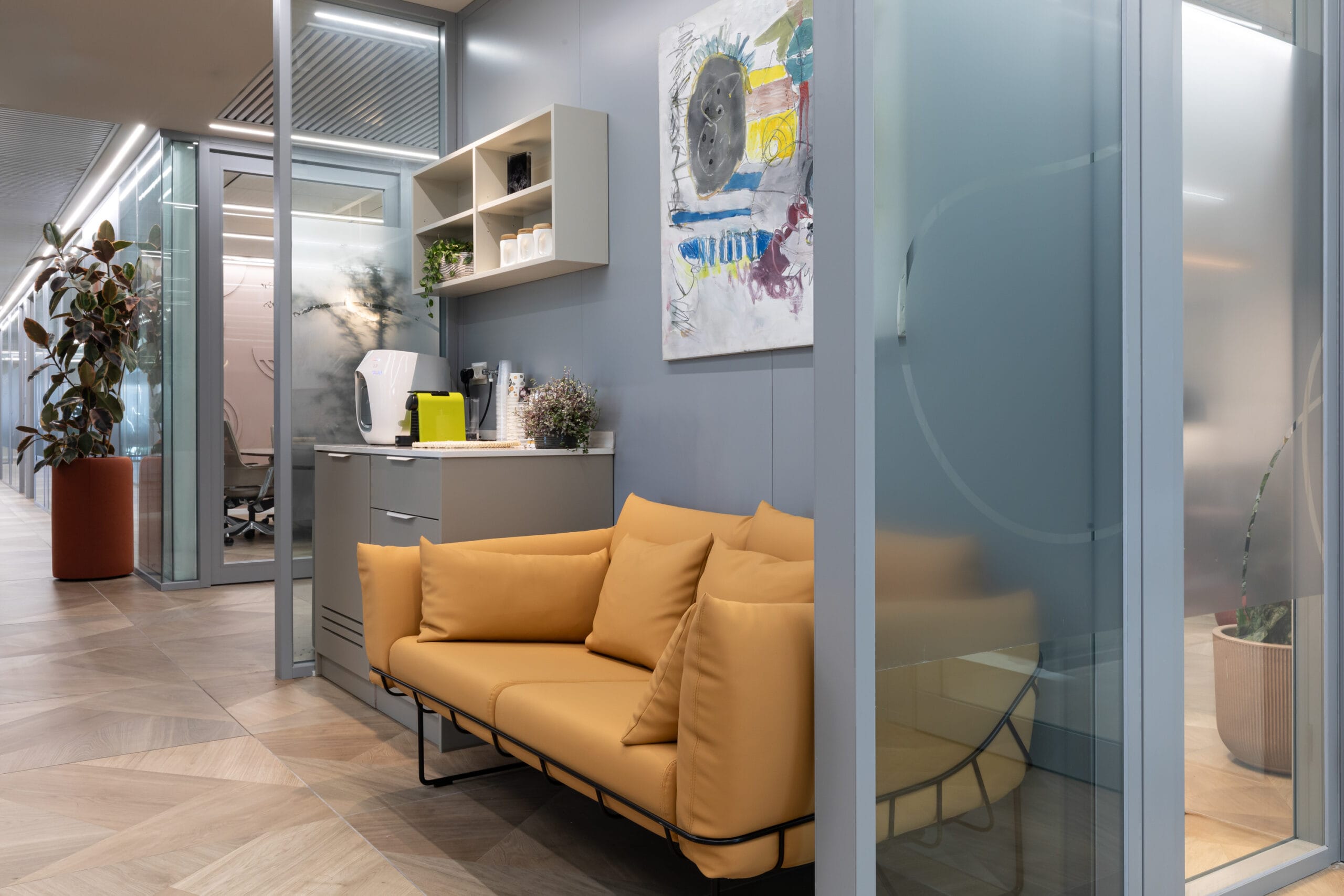 wireframe-sofa-herman-miller-2-scaled-3