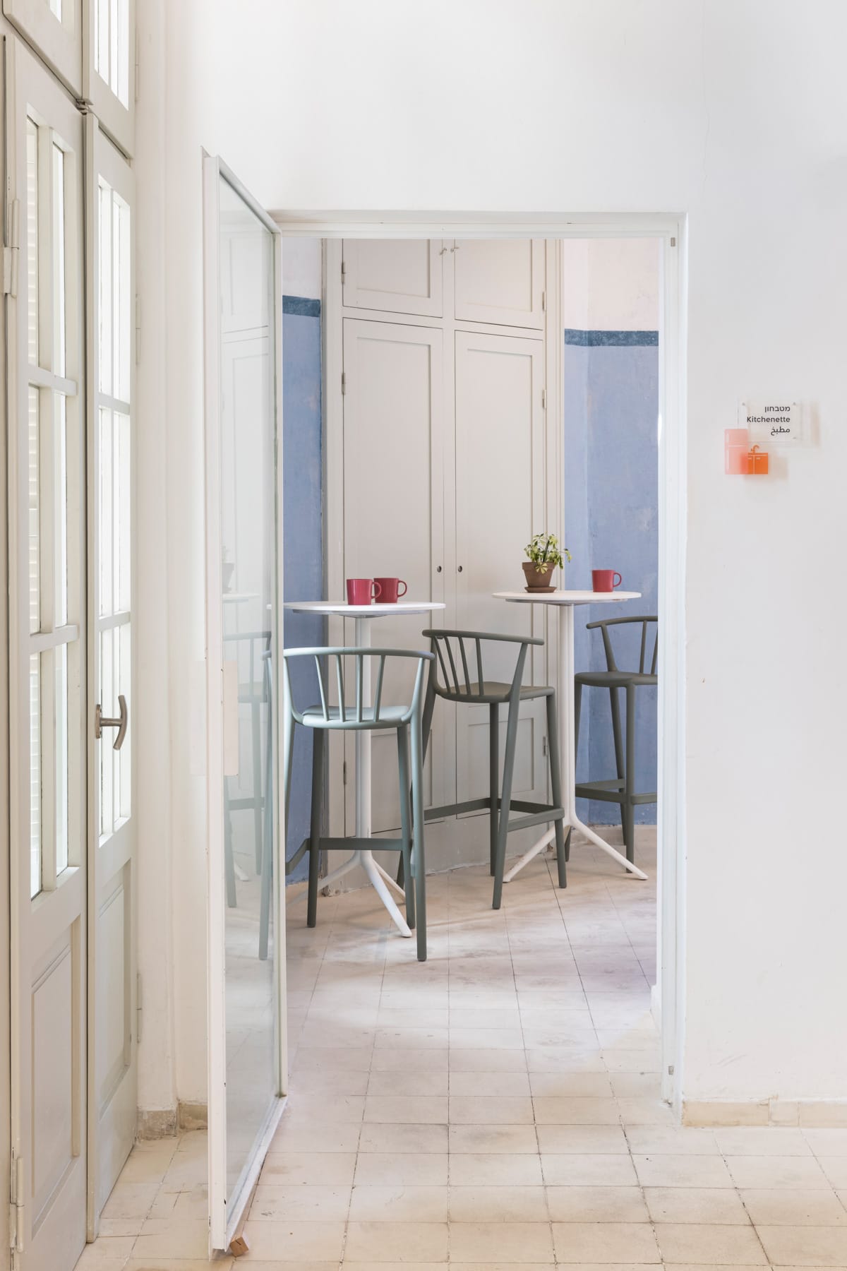 woody-bar-stool-resol