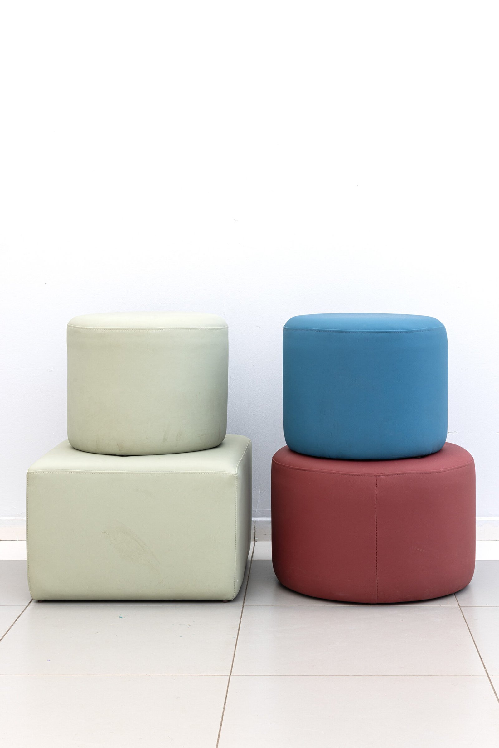 פוף-בייצור-מקומי-ROUNDA-9-scaled-1