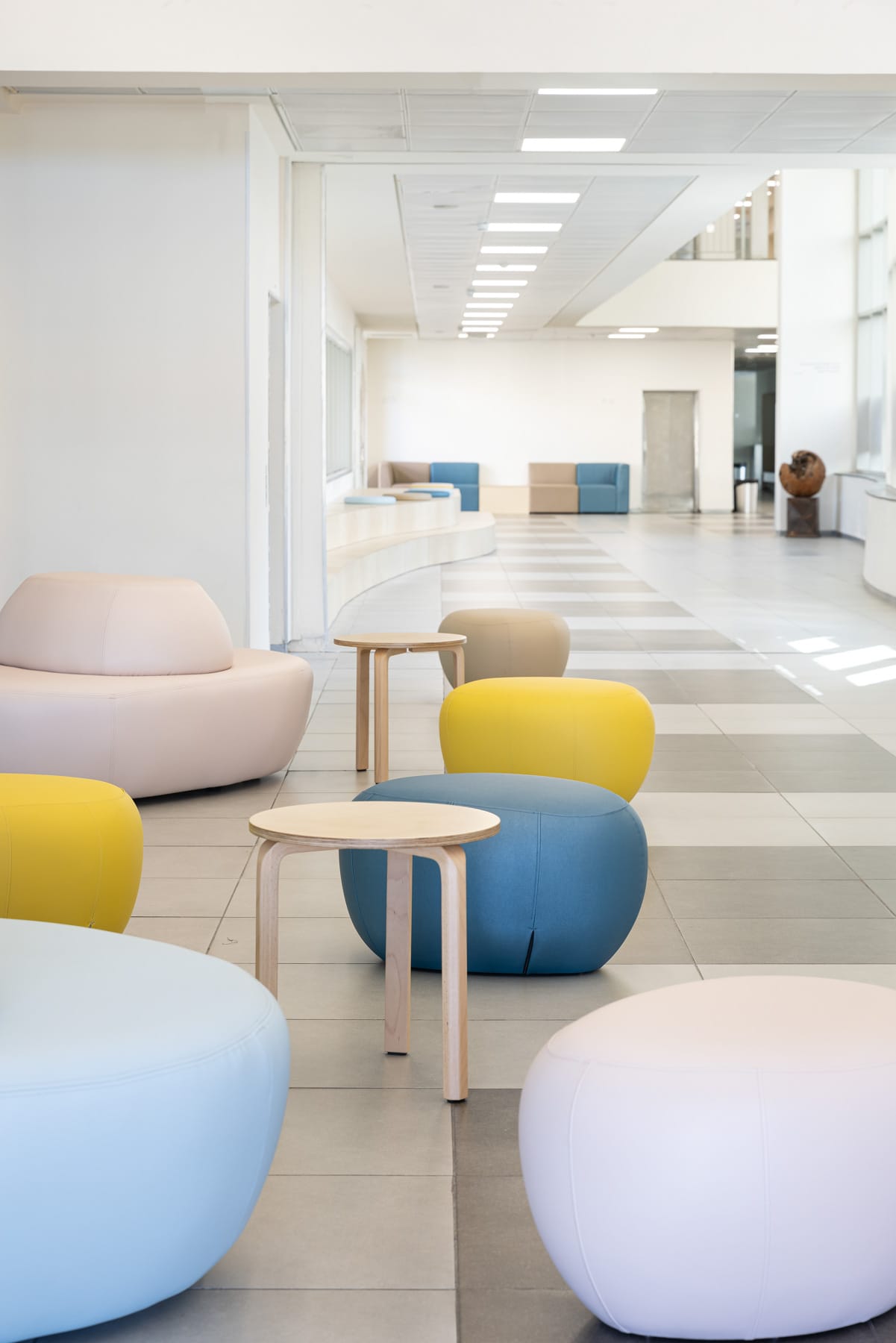 פופים-הייצור-מקומישולחן-CIRCLE-פחטרו-2-1