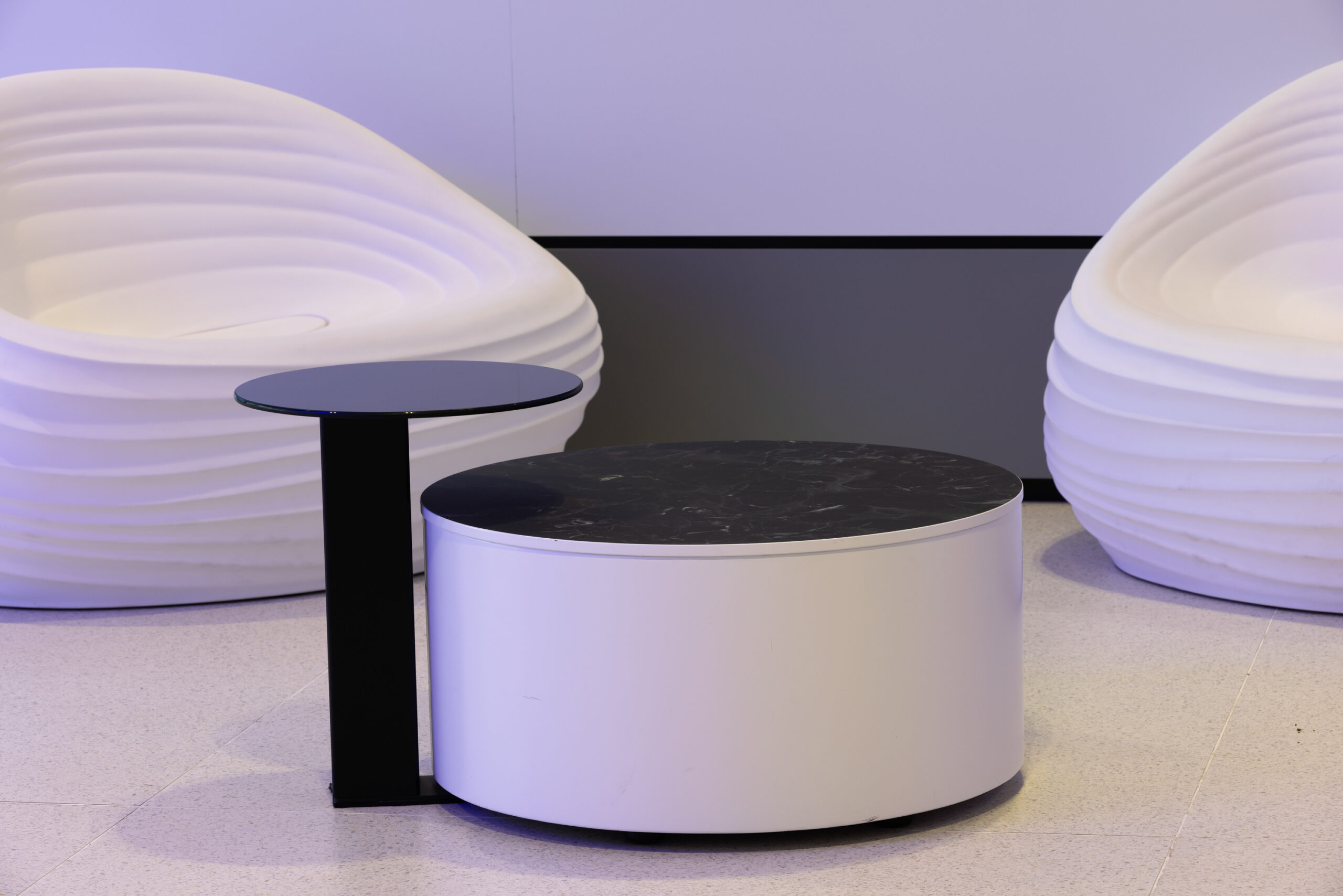 שולחן-בייצור-מקומיriver-armchair-2-scaled-1