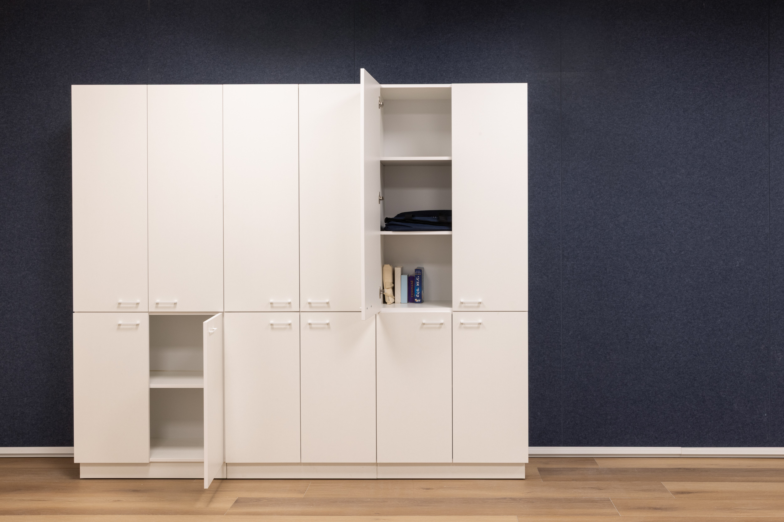 ארון בייצור ובנגרות מקומית (2)