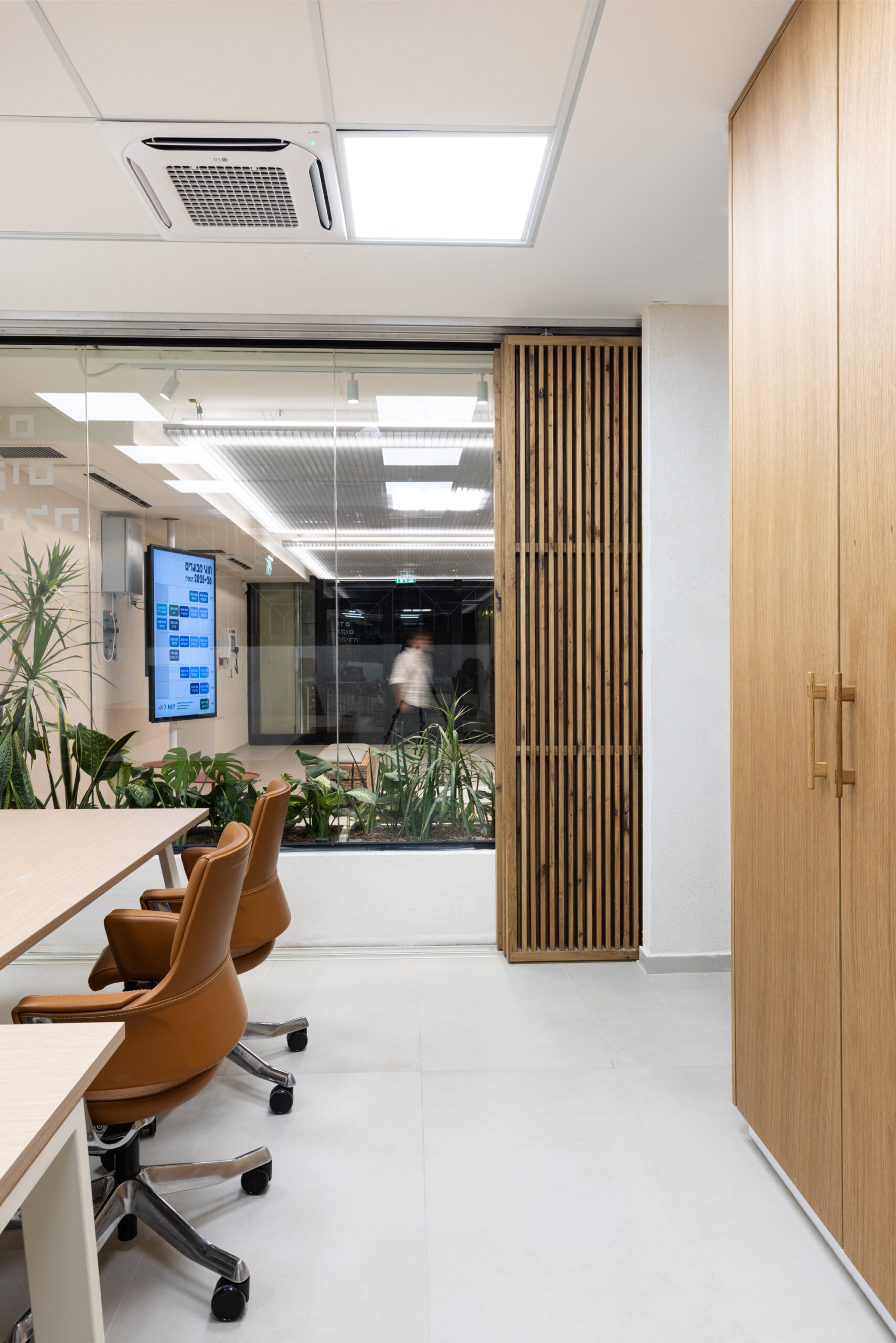 delphi by meryfair (2)