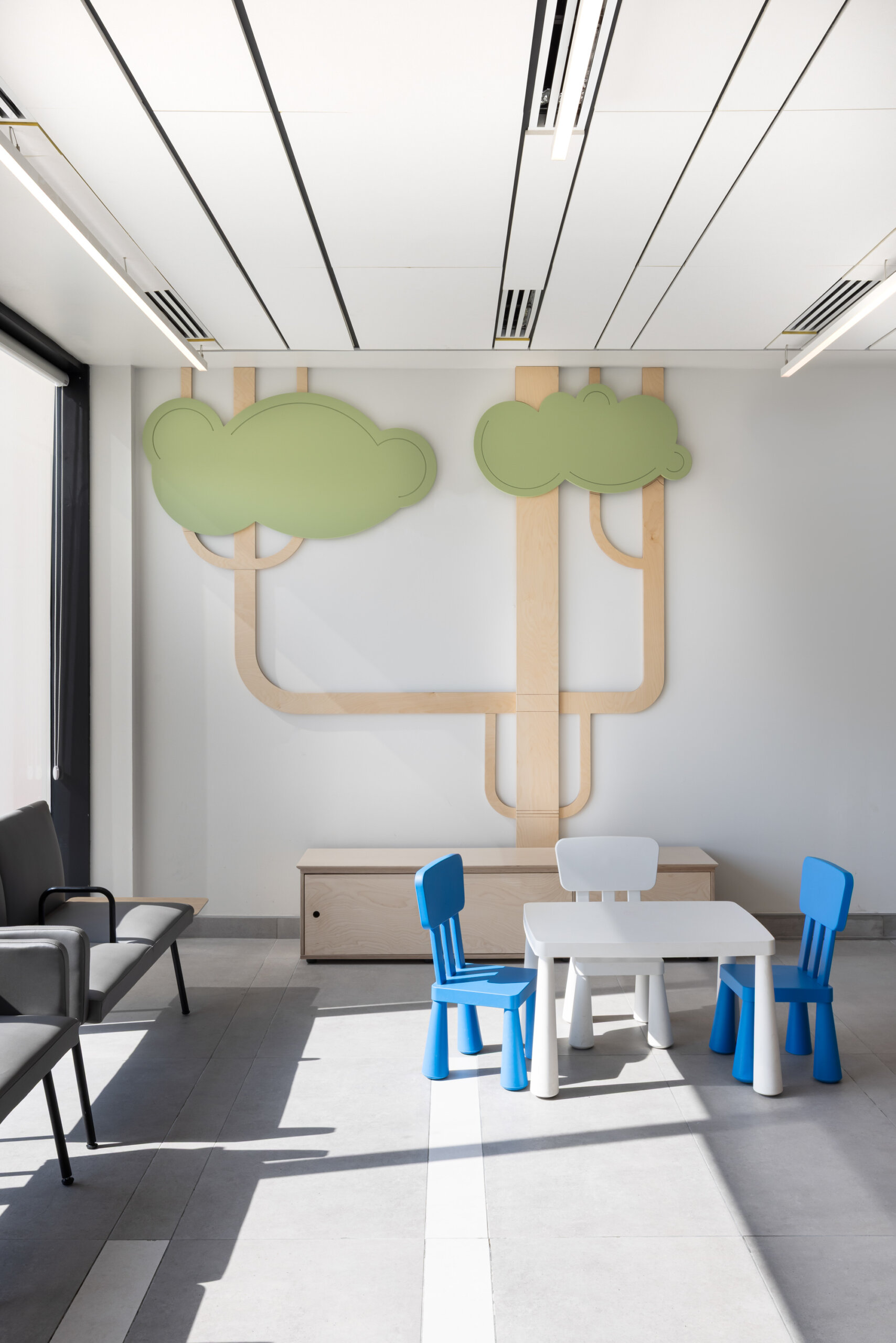 loft bench bu B&T+ארונית בנגרות מקומית+חיפוי קיר ציורי עץ פיטרו (3)