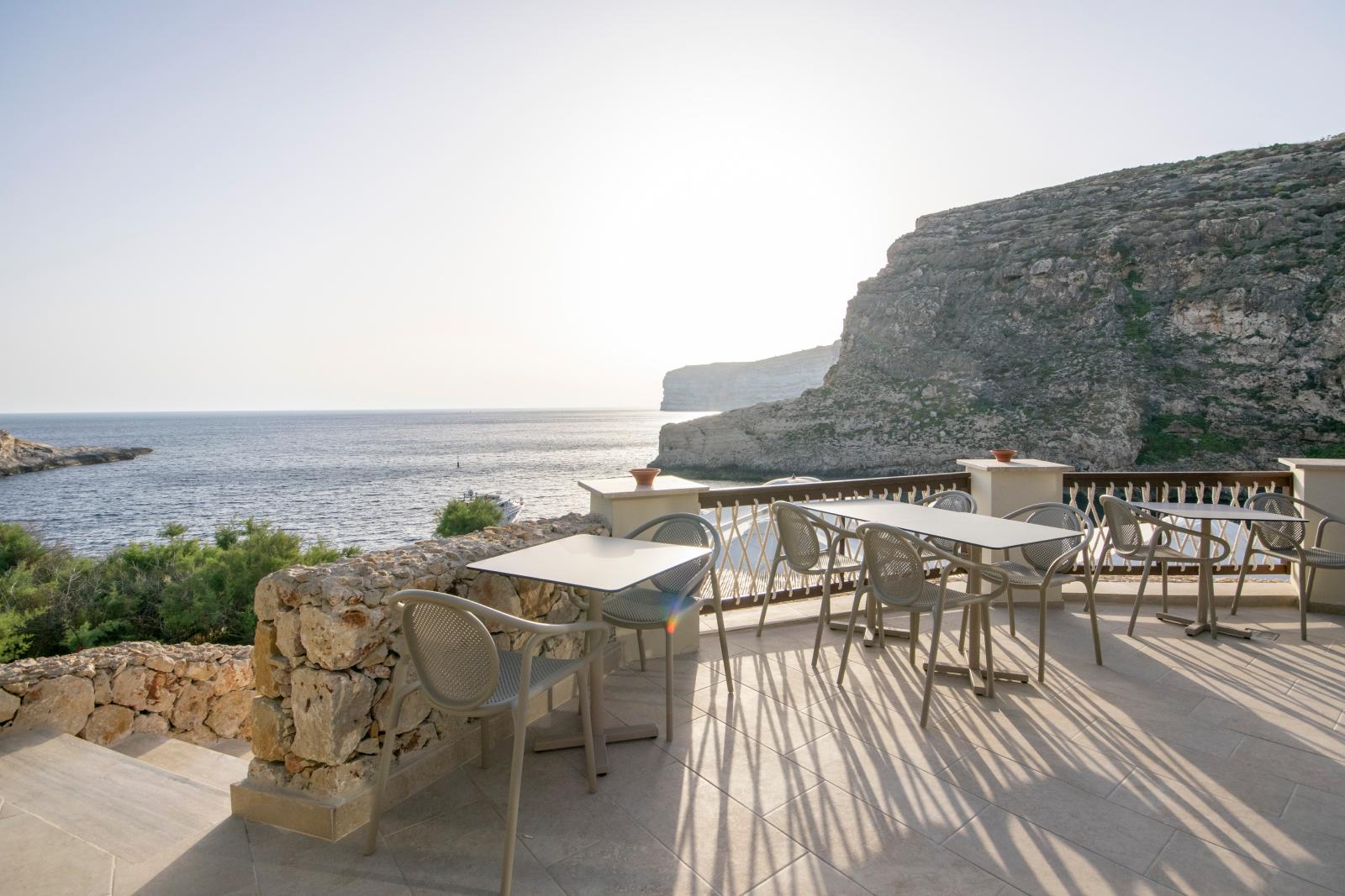 terrazzo-restaurant-beach-bar-ref-01